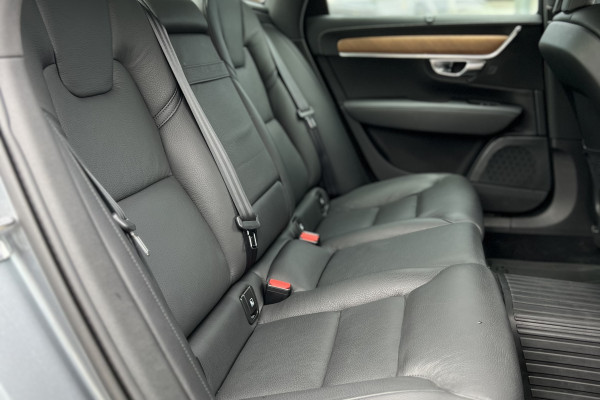 2020 Volvo S90 с пробегом 85 000 км