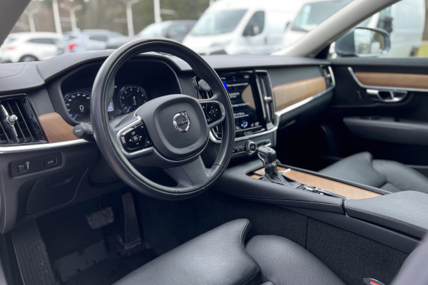 2020 Volvo S90 с пробегом 85 000 км