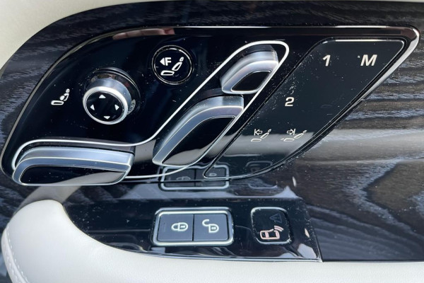 2020 Land Rover Range Rover с пробегом 44 000 км