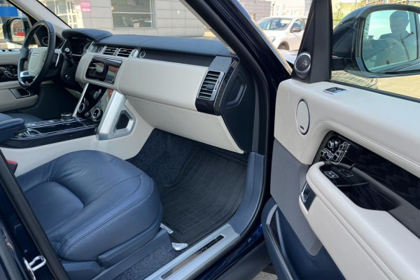 2020 Land Rover Range Rover с пробегом 44 000 км