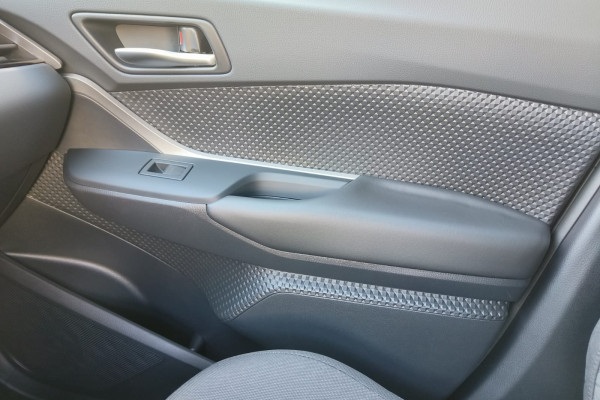 2022 Toyota C-HR с пробегом 200 км