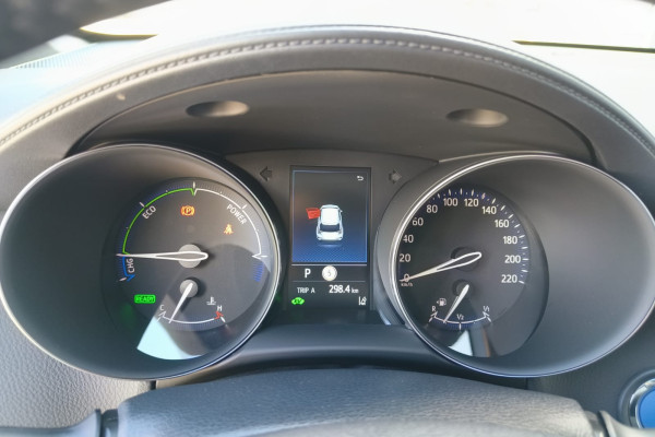 2022 Toyota C-HR с пробегом 200 км