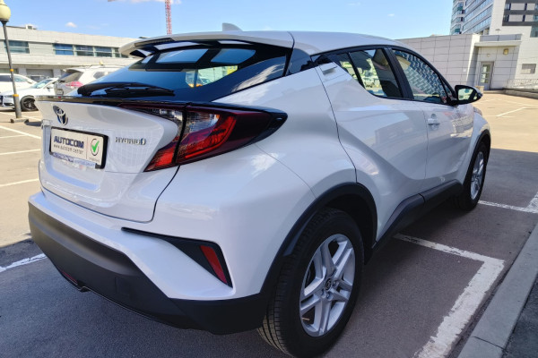 2022 Toyota C-HR с пробегом 200 км