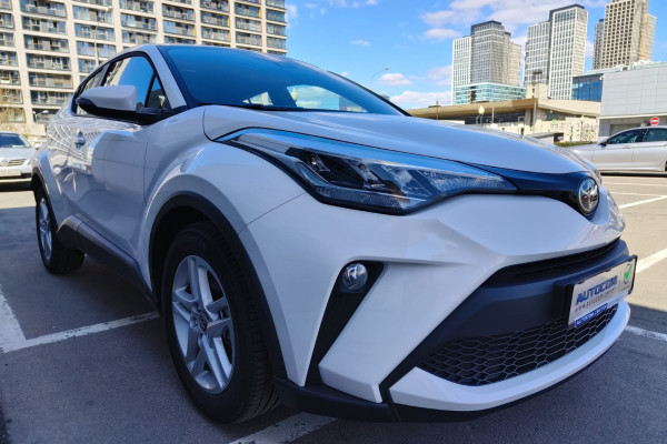 2022 Toyota C-HR с пробегом 200 км