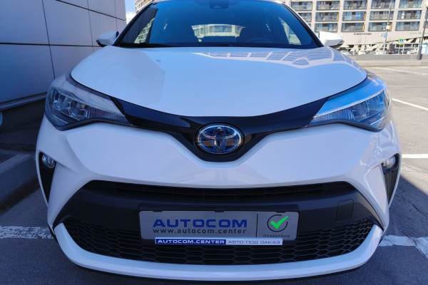 2022 Toyota C-HR с пробегом 200 км