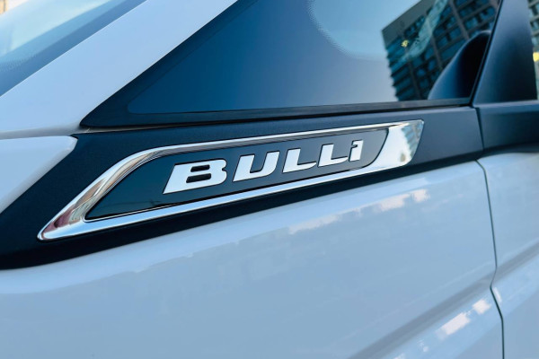 2022 Volkswagen Multivan с пробегом 9 000 км