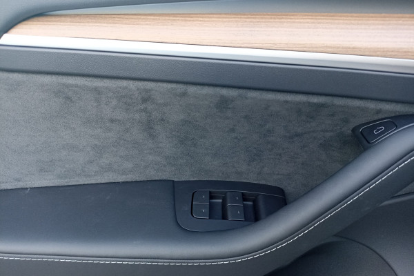 2022 Tesla Model 3 с пробегом 80 км