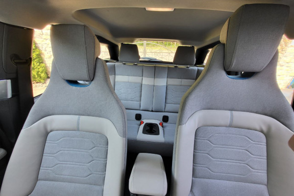 2018 BMW i3 с пробегом 43 000 км