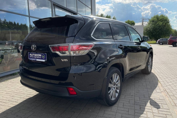 2014 Toyota Highlander с пробегом 385 000 км