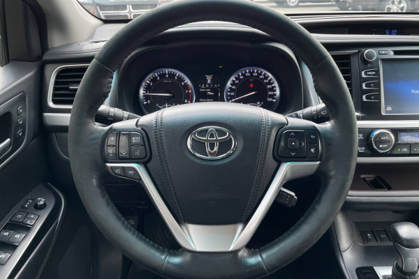 2014 Toyota Highlander с пробегом 385 000 км