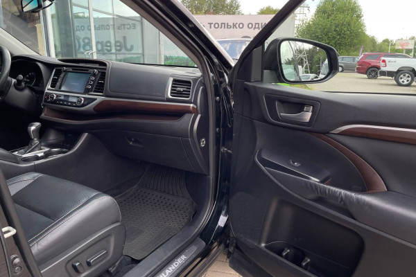 2014 Toyota Highlander с пробегом 385 000 км