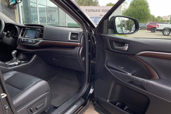 2014 Toyota Highlander с пробегом 385 000 км