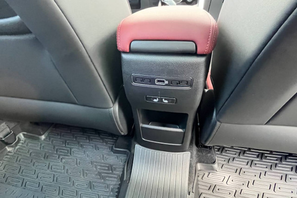 2023 Geely Coolray без пробега