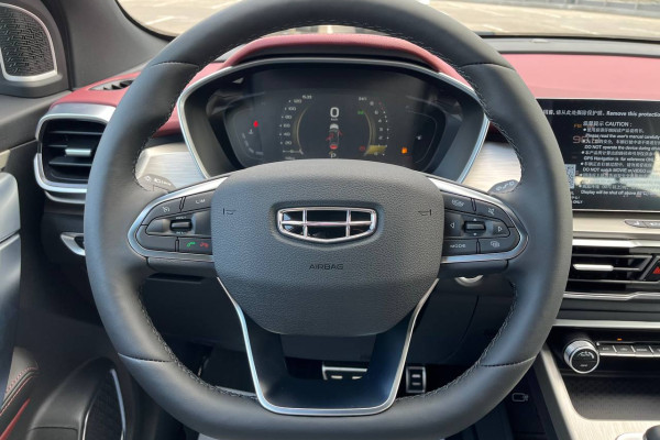 2023 Geely Coolray без пробега