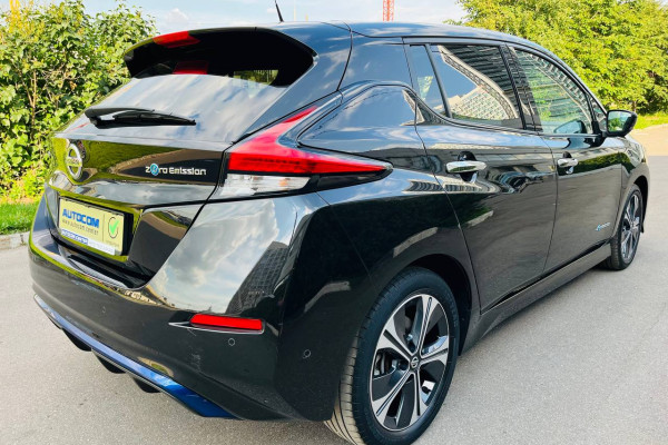2020 Nissan Leaf с пробегом 95 600 км