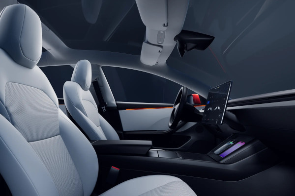 2024 Tesla Model 3 без пробега