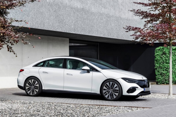 2023 Mercedes-Benz EQE без пробега