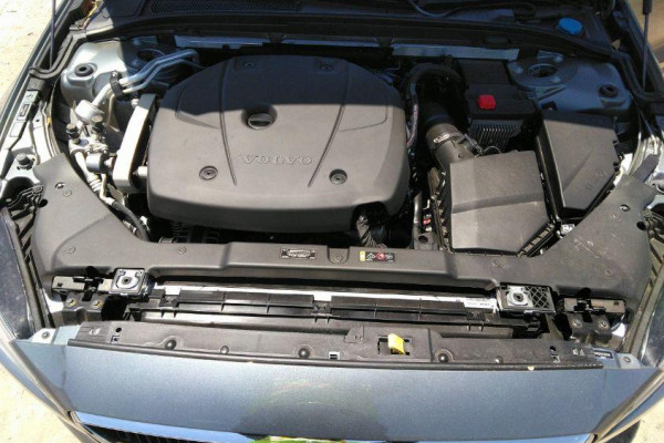 2020 Volvo S60 с пробегом 15 248 км