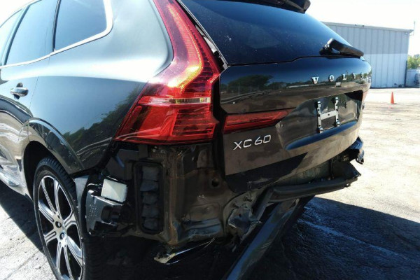2020 Volvo XC60 с пробегом 81 853 км