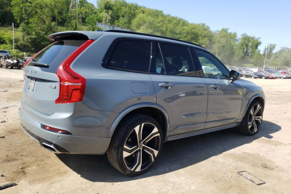 2020 Volvo XC90 с пробегом 55 627 км