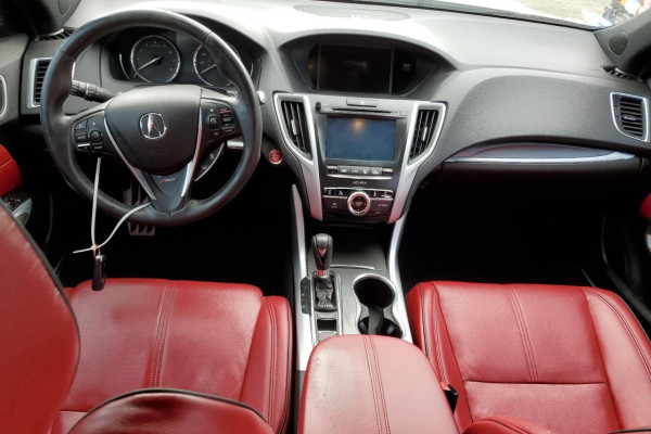 2020 Acura TLX с пробегом 83 482 км