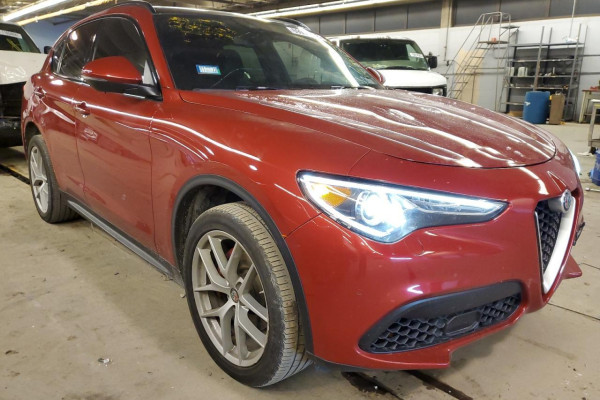 2020 Alfa Romeo Stelvio с пробегом 63 864 км