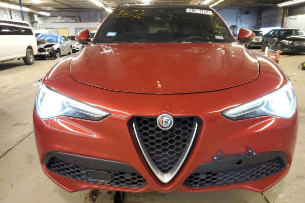 2020 Alfa Romeo Stelvio с пробегом 63 864 км
