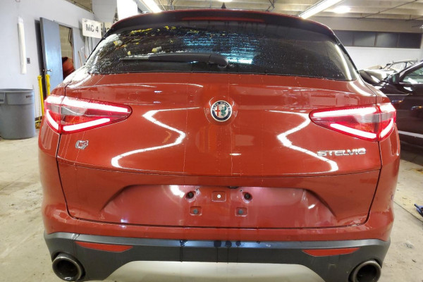 2020 Alfa Romeo Stelvio с пробегом 63 864 км