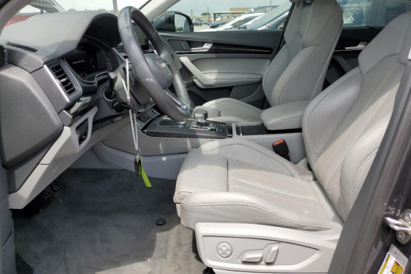 2020 Audi Q5 с пробегом 38 400 км