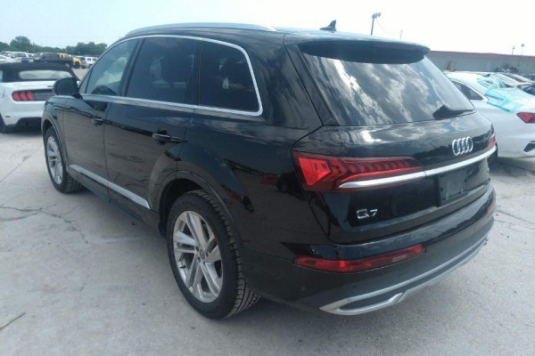 2020 Audi Q7 с пробегом 94 332 км