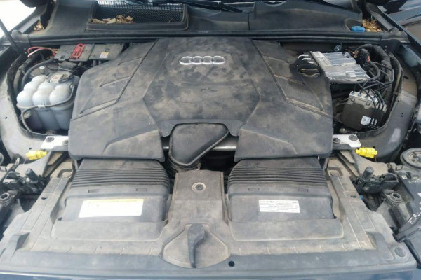 2020 Audi Q7 с пробегом 94 332 км