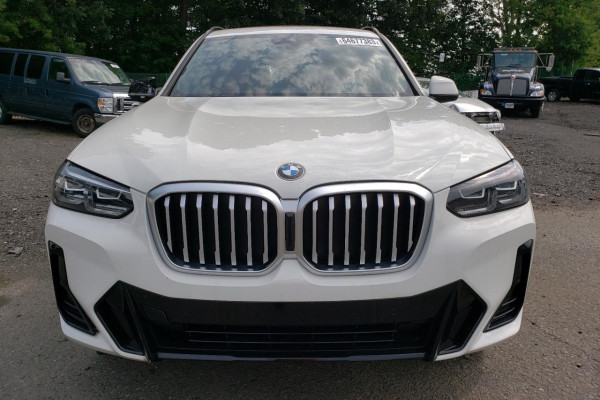 2022 BMW X3 с пробегом 14 455 км