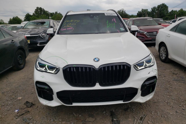 2023 BMW X5 с пробегом 6 418 км