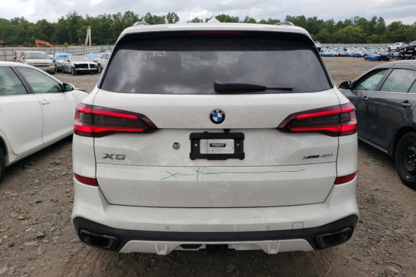 2023 BMW X5 с пробегом 6 418 км