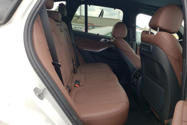 2023 BMW X5 с пробегом 6 418 км