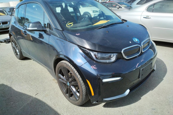 2020 BMW i3 с пробегом 19 044 км
