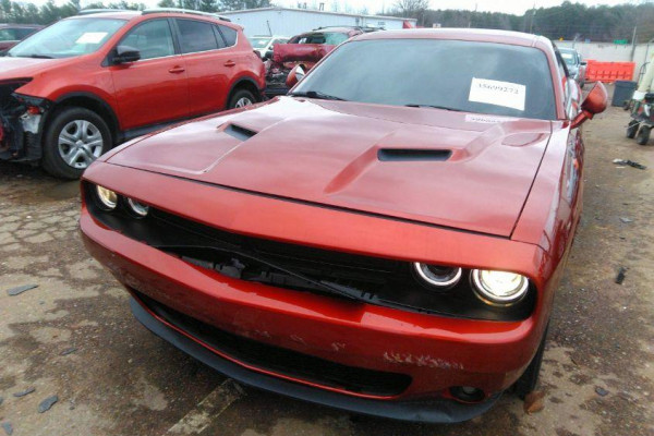 2021 Dodge Challenger с пробегом 25 437 км