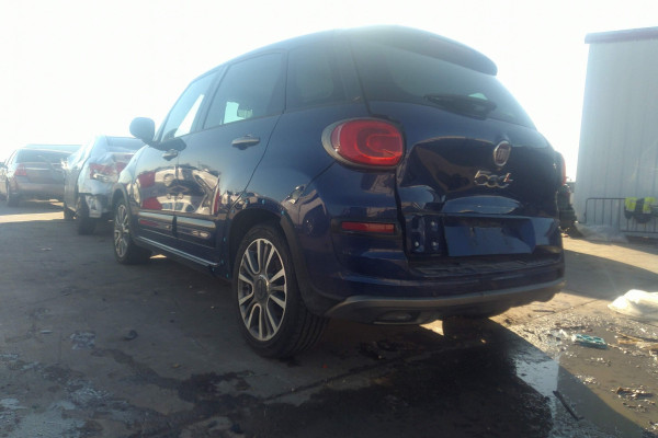 2019 Fiat 500L с пробегом 42 982 км