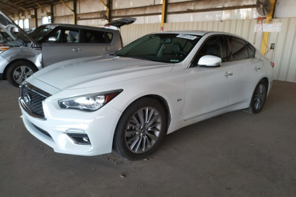 2020 Infiniti QX50 с пробегом 75 356 км