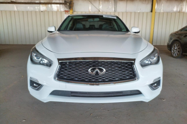 2020 Infiniti QX50 с пробегом 75 356 км