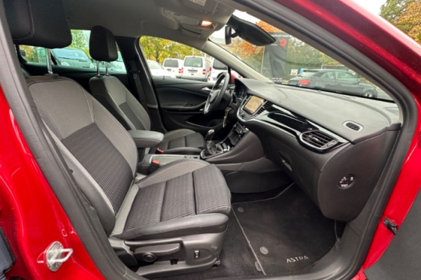 2020 Opel Astra с пробегом 65 085 км