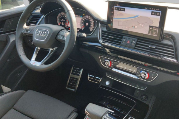 2023 Audi Q5 с пробегом 50 км