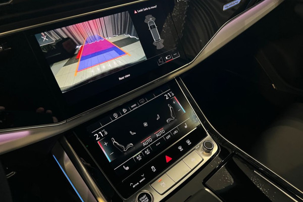 2023 Audi Q7 с пробегом 50 км