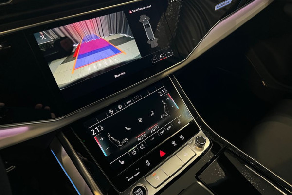 2023 Audi Q7 с пробегом 50 км