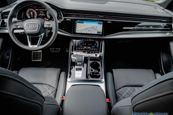 2023 Audi Q8 с пробегом 50 км