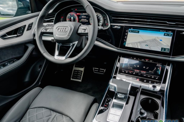 2023 Audi Q8 с пробегом 50 км