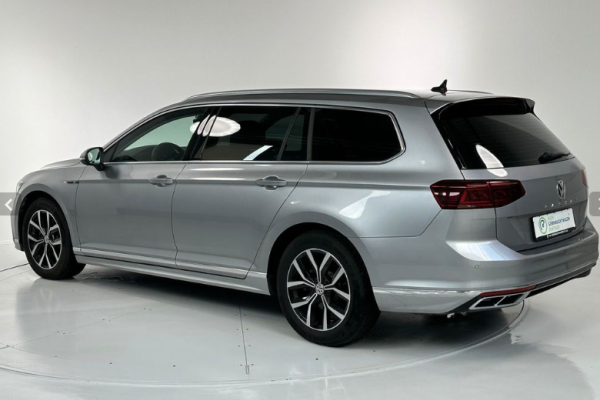 2020 Volkswagen Passat с пробегом 12 000 км