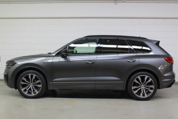 2020 Volkswagen Touareg с пробегом 45 000 км