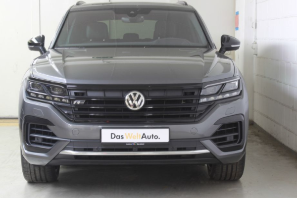2020 Volkswagen Touareg с пробегом 45 000 км