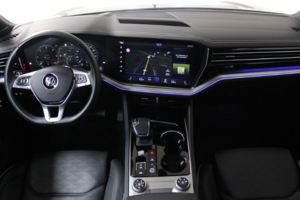 2020 Volkswagen Touareg с пробегом 45 000 км